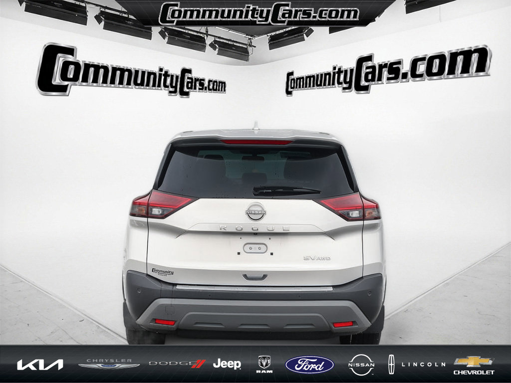 Used 2023 Nissan Rogue SV image 7