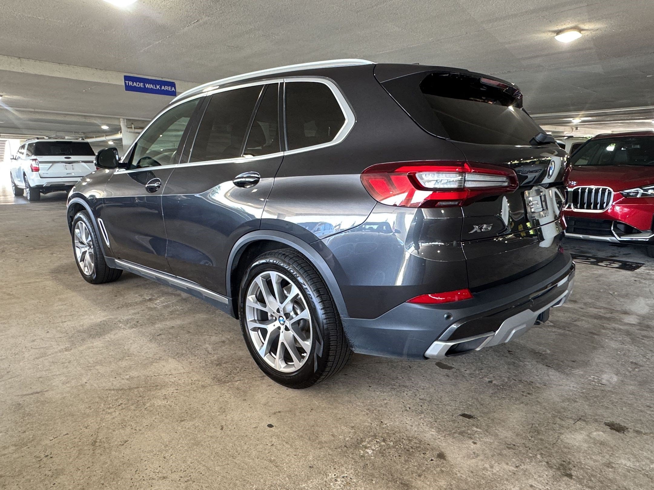 Used 2020 BMW X5 sDrive40i w/ Convenience Package RWD image 3