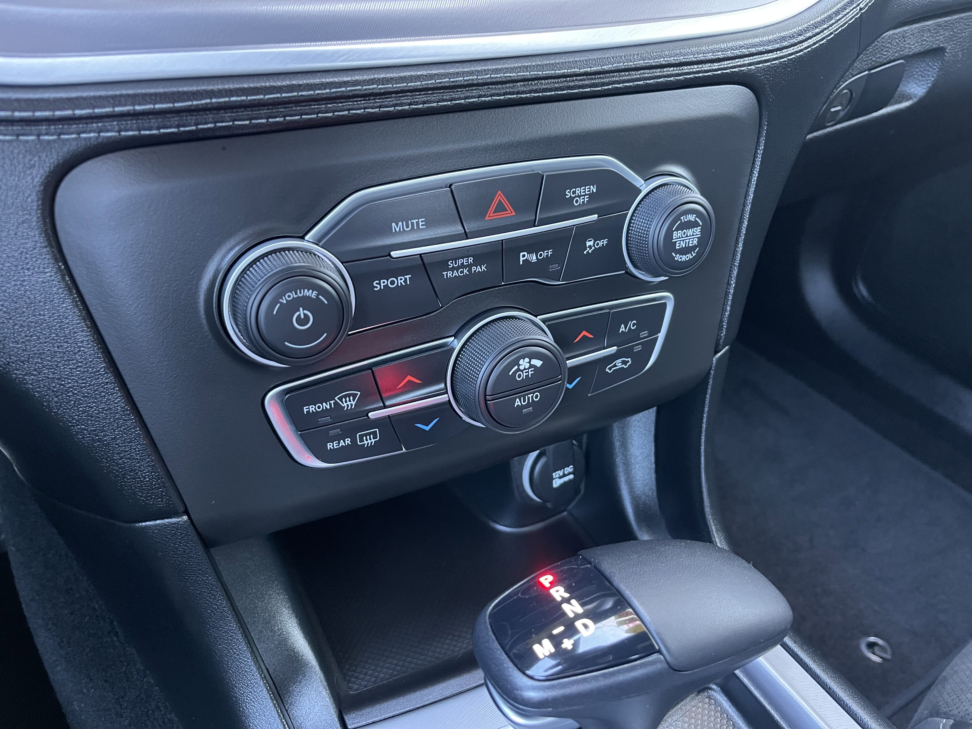 Used 2022 Dodge Charger R/T w/ Plus Group image 28