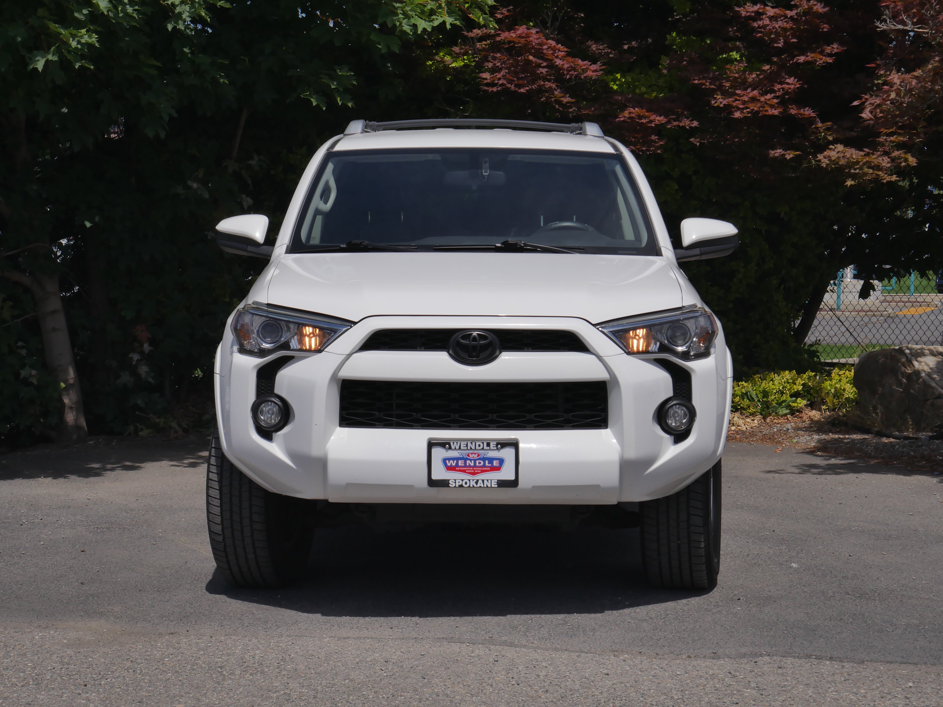 Used 2016 Toyota 4Runner SR5 AWD/4WD image 29