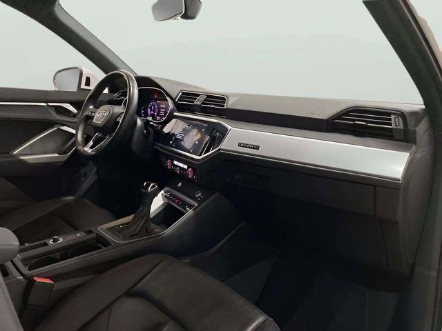 Used 2020 Audi Q3 2.0T Premium w/ Convenience Package image 24