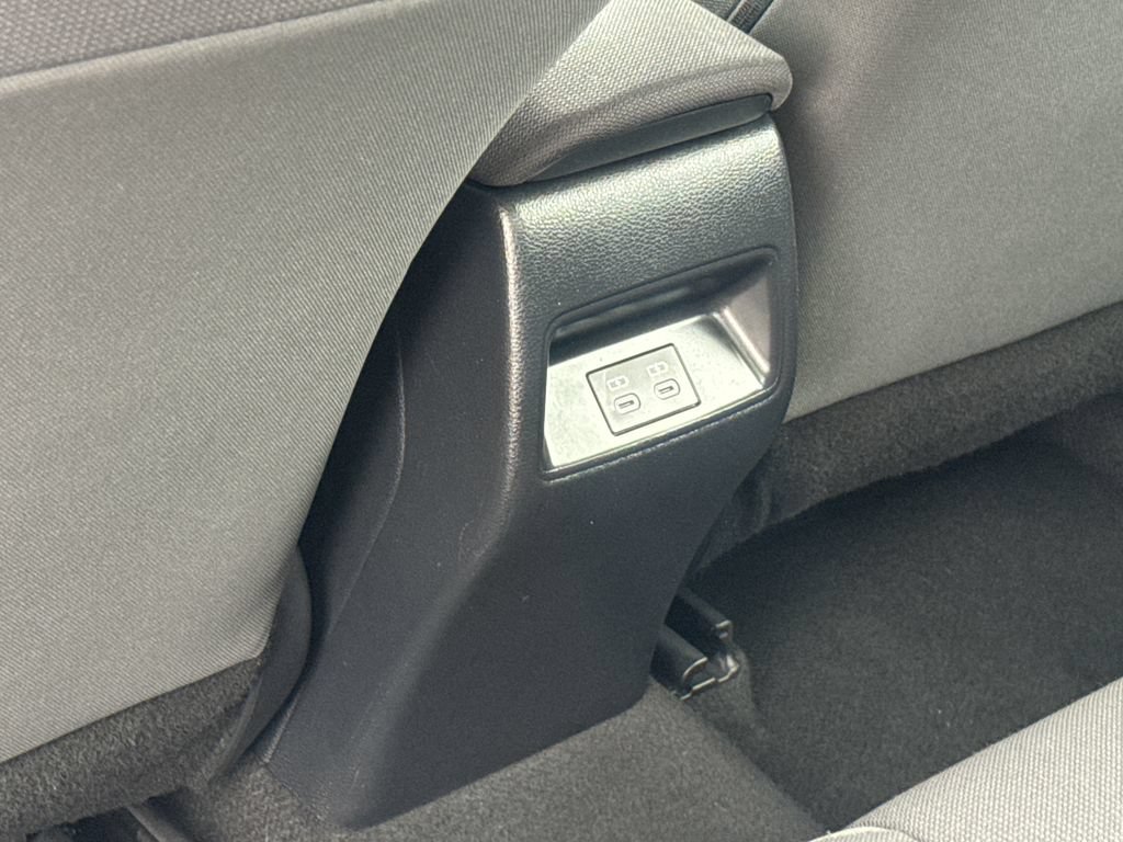 Used 2024 Toyota Corolla LE FWD image 37