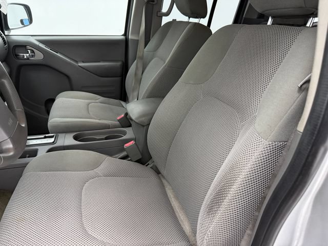 Used 2018 Nissan Frontier SV RWD image 25