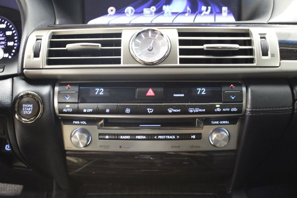 Used 2013 Lexus LS 460 AWD w/ Comfort Pkg image 31