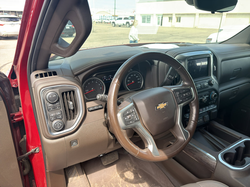 Used 2020 Chevrolet Silverado 1500 LTZ w/ LTZ Premium Package AWD/4WD image 7