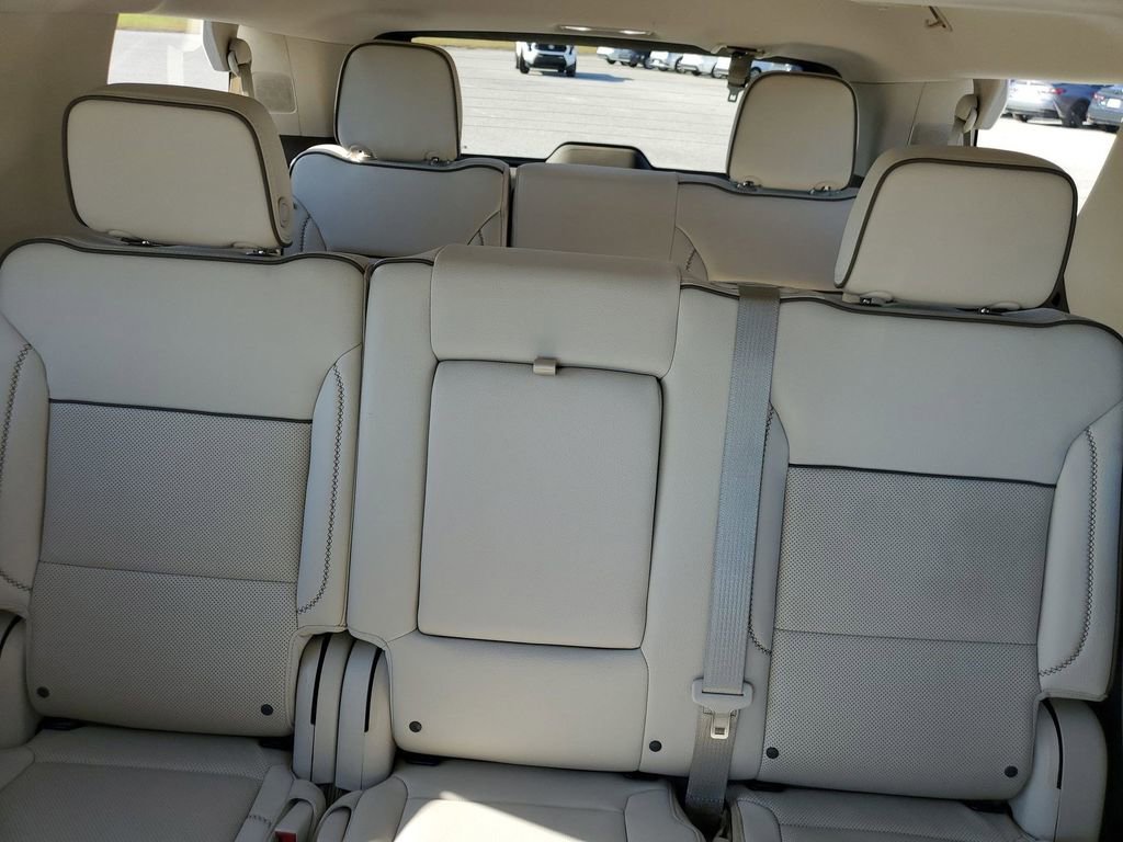 Used 2022 GMC Yukon Denali w/ Max Trailering Package image 13