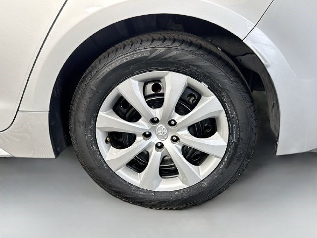 Used 2024 Toyota Corolla LE FWD image 35