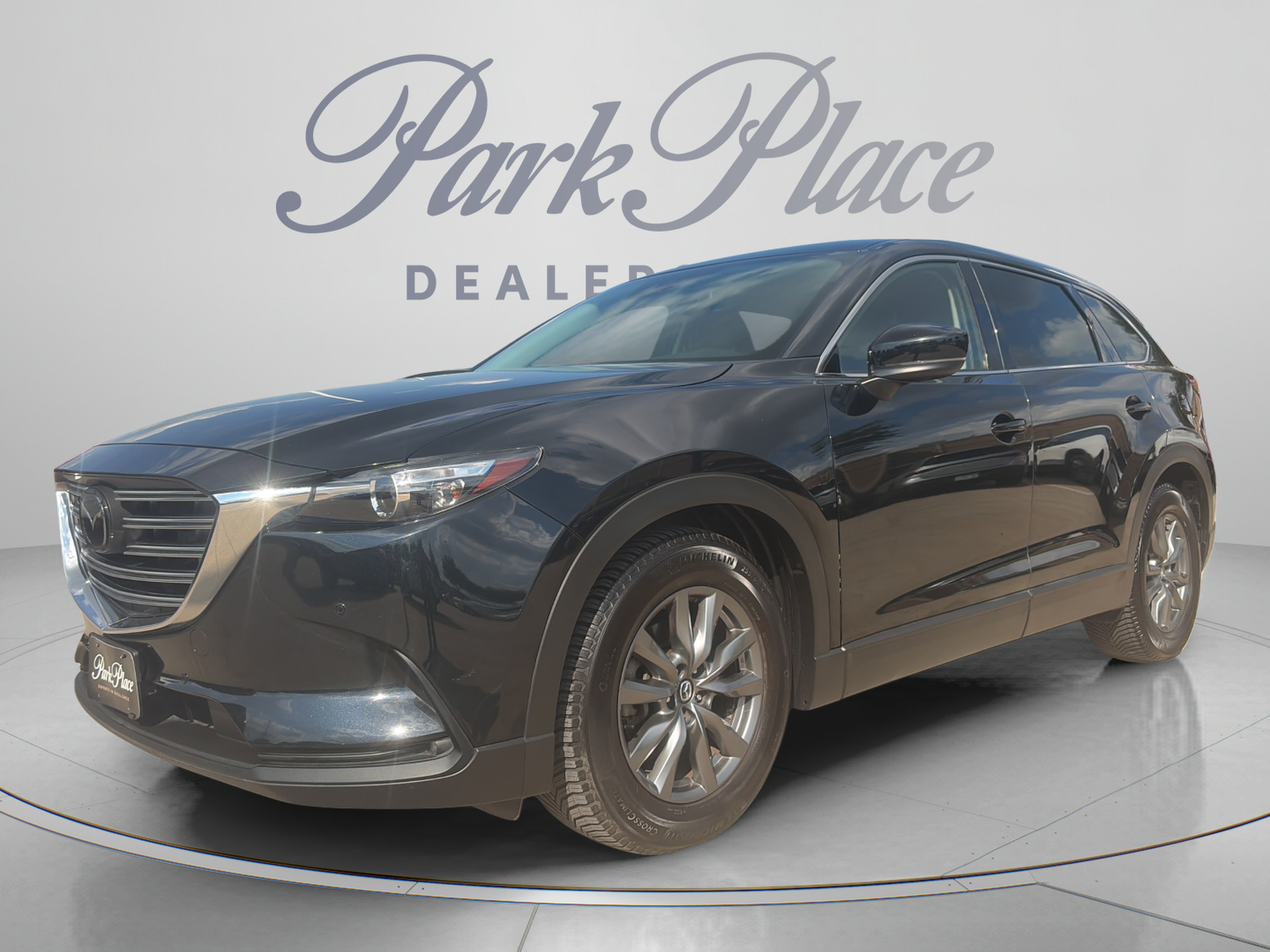 Used 2021 MAZDA CX-9 Touring w/ Touring Premium Package FWD image 1