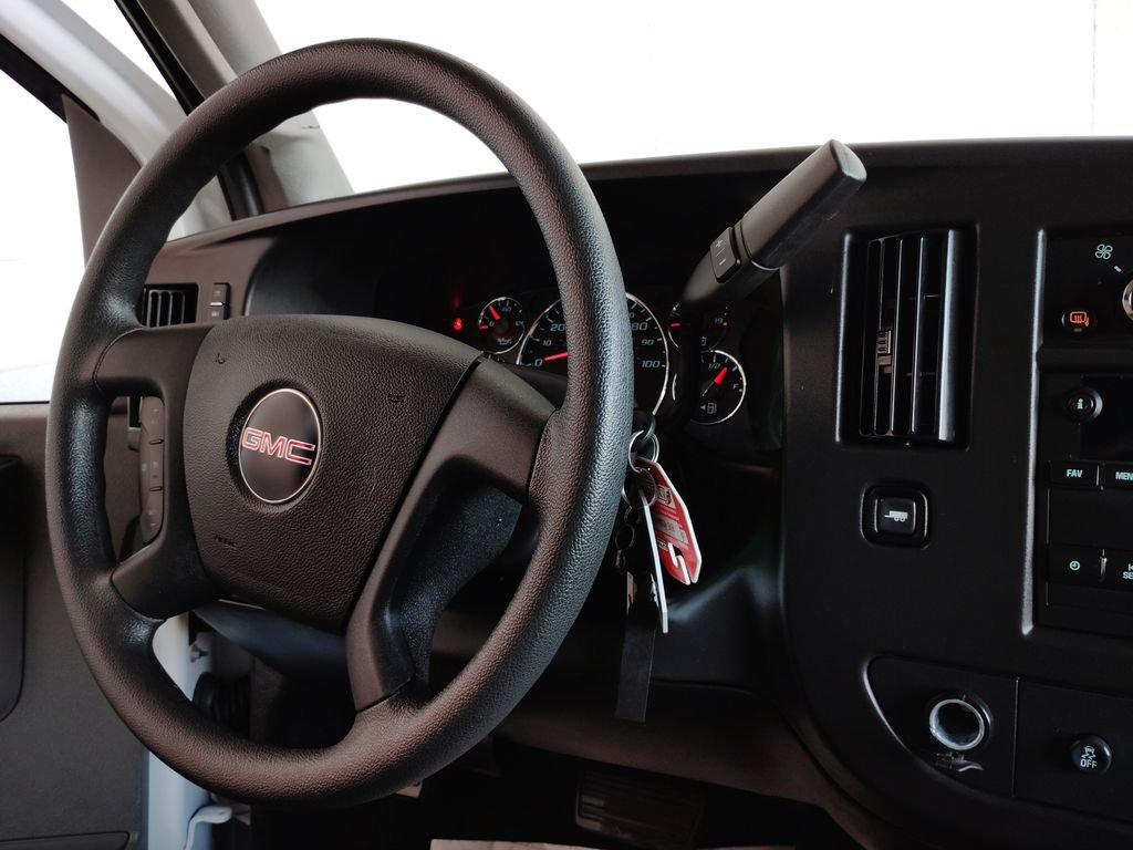 Used 2025 GMC Savana 2500 w/ Driver Convenience Package RWD image 26