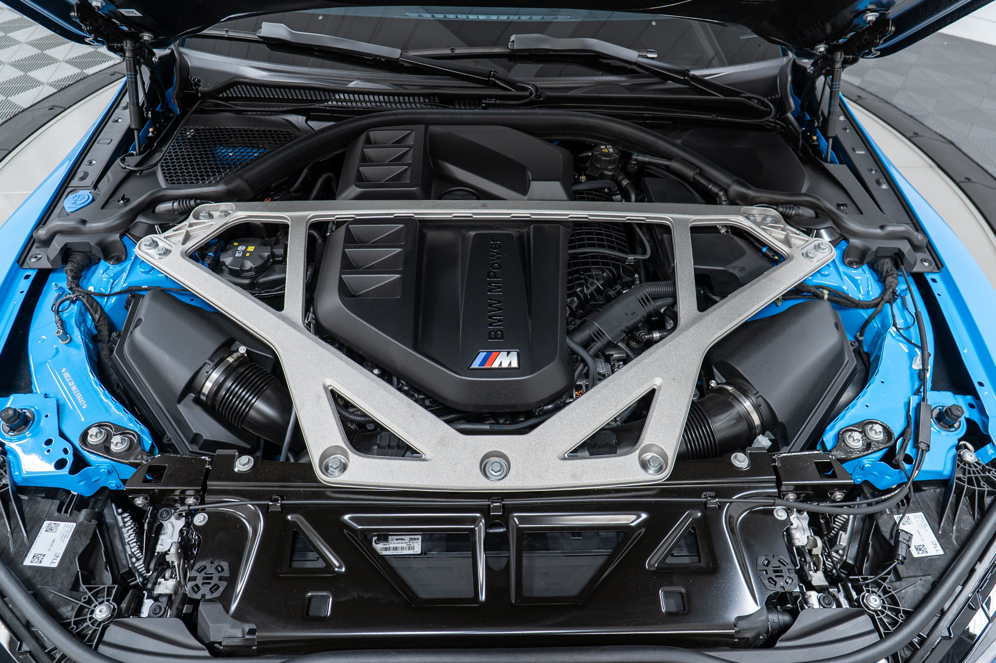 Used 2025 BMW M4 CS AWD/4WD image 9