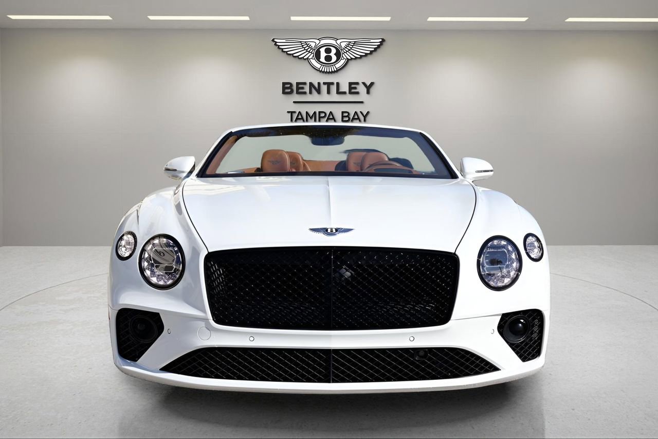 Used 2024 Bentley Continental GT image 9