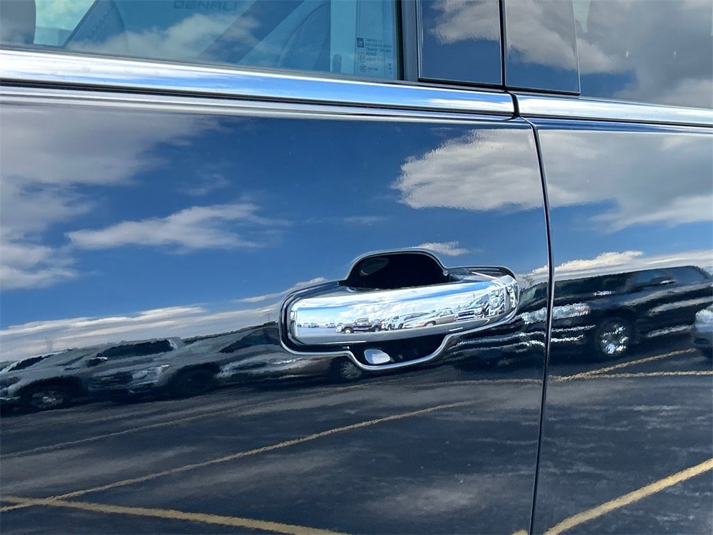 New 2026 GMC Sierra 2500 Denali w/ Denali Reserve Package image 14