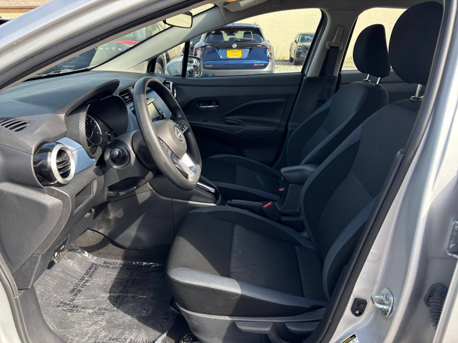 Used 2025 Nissan Versa SV FWD image 24