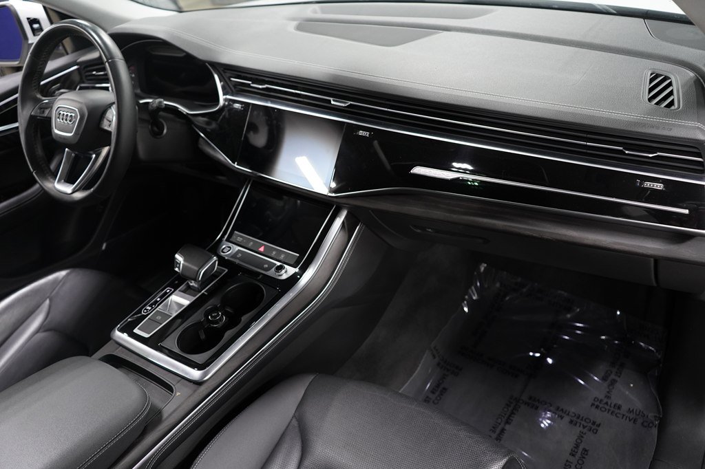 Used 2023 Audi Q8 Premium Plus w/ Premium Plus Package AWD/4WD image 34