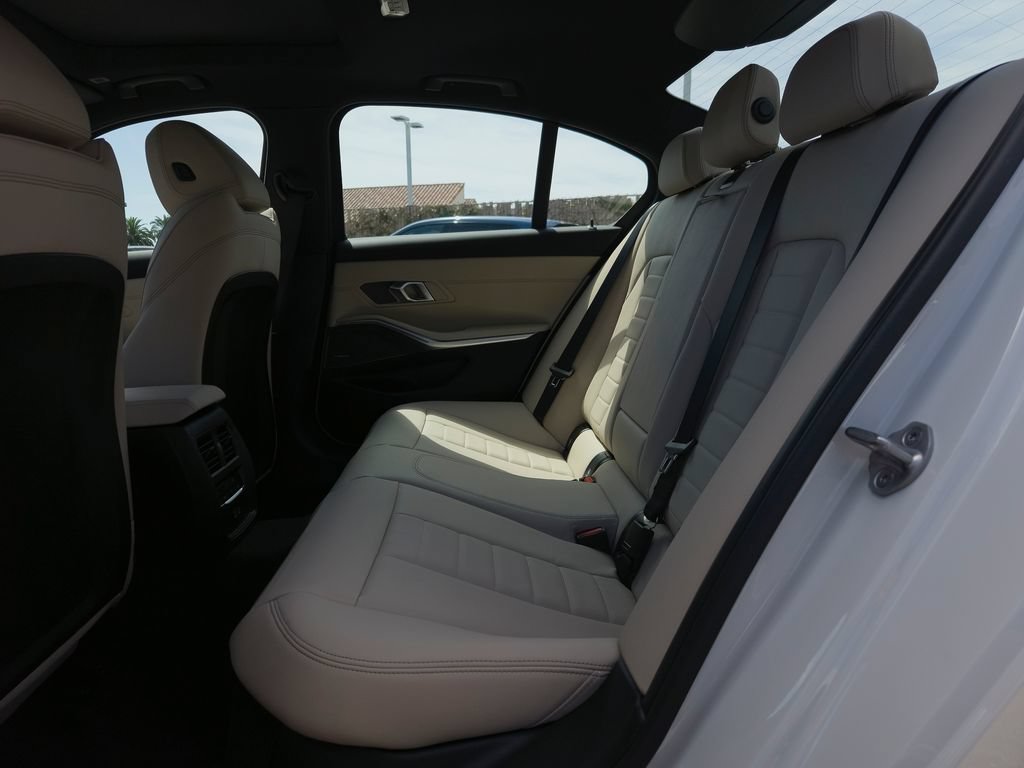 New 2026 BMW 330i Sedan w/ Premium Package RWD image 8
