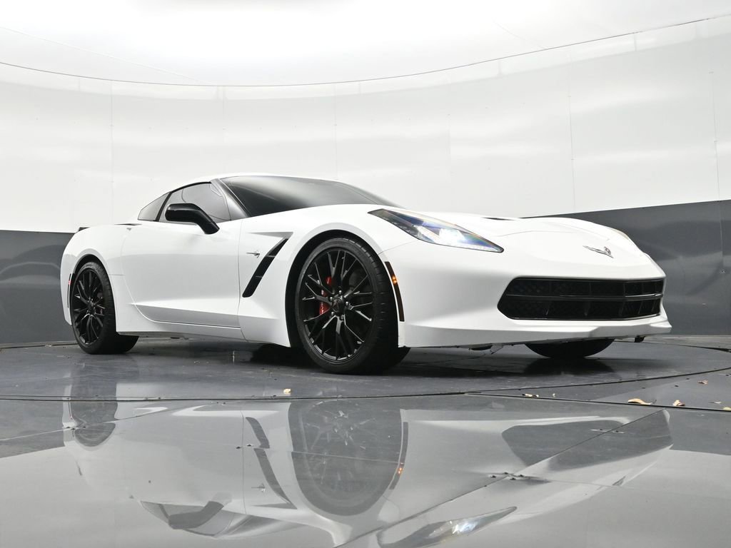 Used 2015 Chevrolet Corvette Stingray Coupe image 31