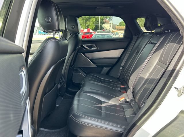 Used 2019 Land Rover Range Rover Velar R-Dynamic SE AWD/4WD image 21