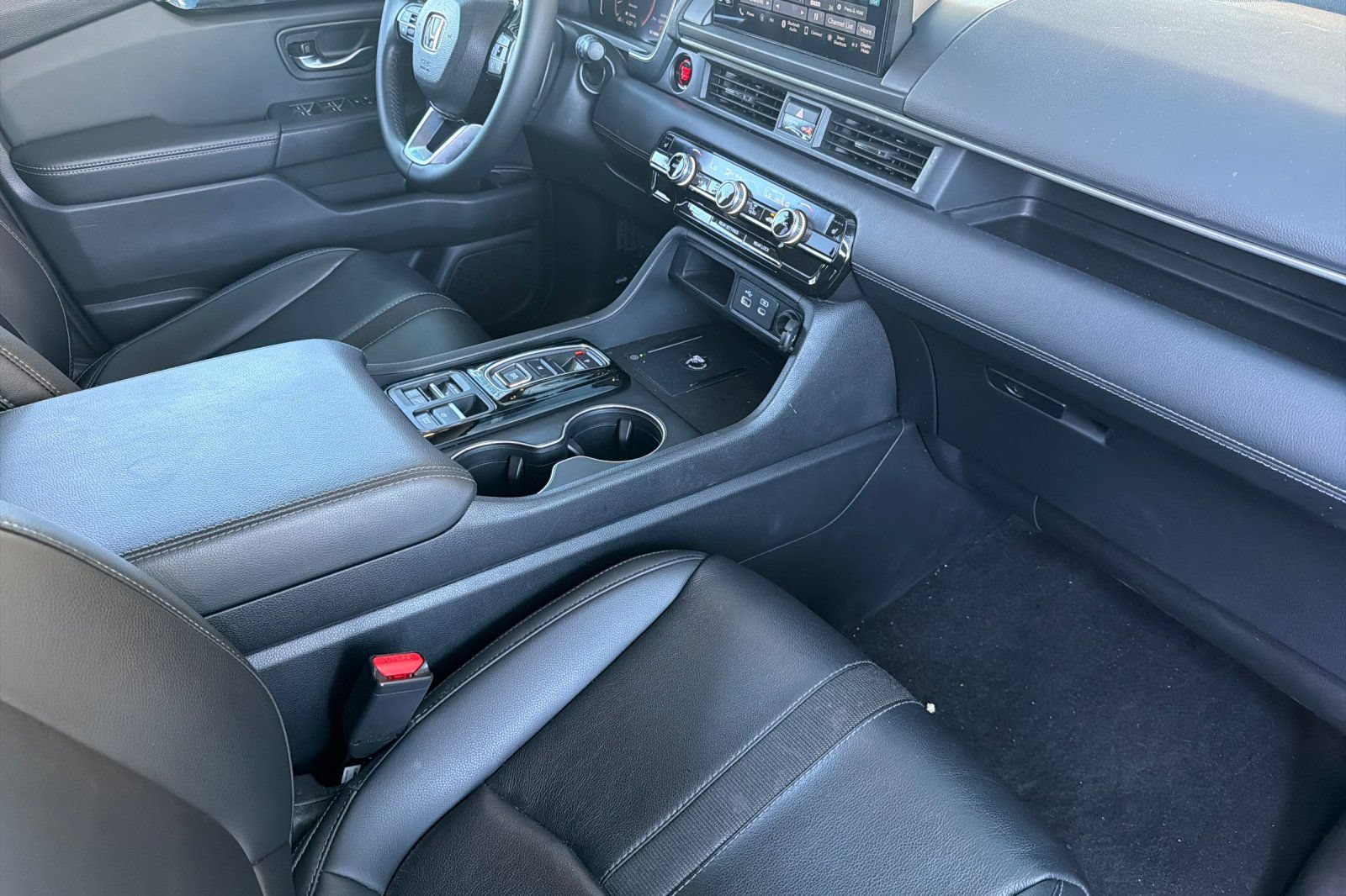 Certified 2025 Honda Pilot EX-L image 15