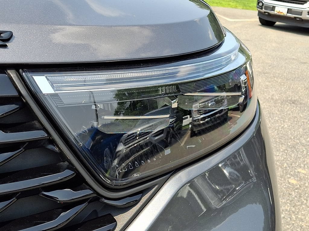 Used 2023 Ford Explorer ST-Line w/ Class IV Trailer Tow Package AWD/4WD image 9