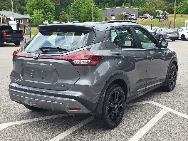 Used 2024 Nissan Kicks SR w/ SR Premium Package FWD image 5