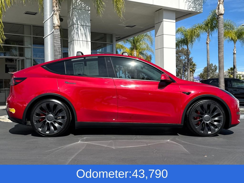Used 2022 Tesla Model Y Performance image 6