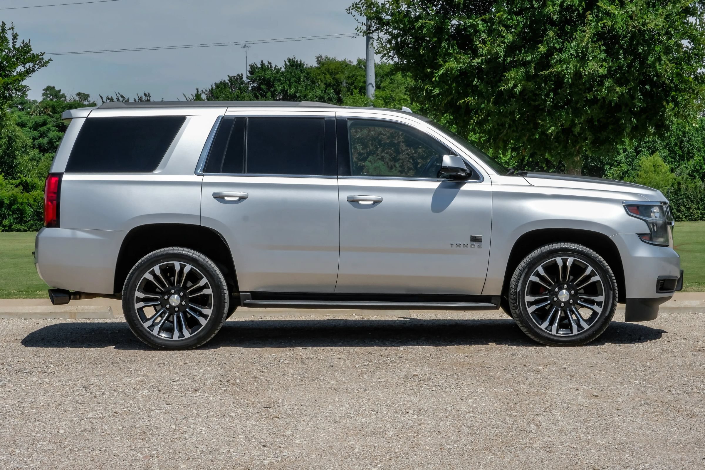 Used 2017 Chevrolet Tahoe LS AWD/4WD image 8