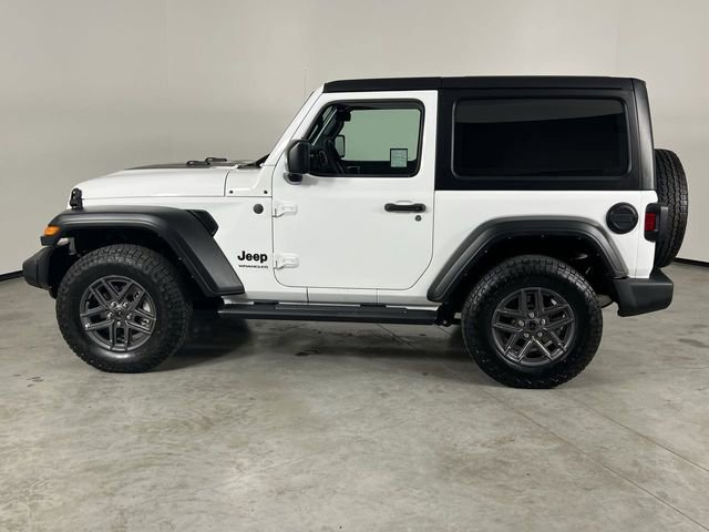 Used 2022 Jeep Wrangler Sport image 5