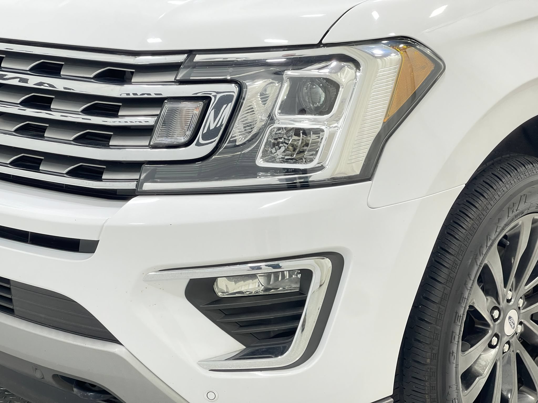 Used 2021 Ford Expedition Max Limited AWD/4WD image 35