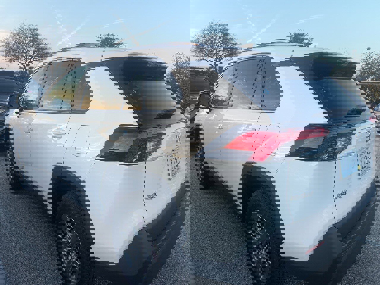 Used 2025 Toyota RAV4 XLE image 6