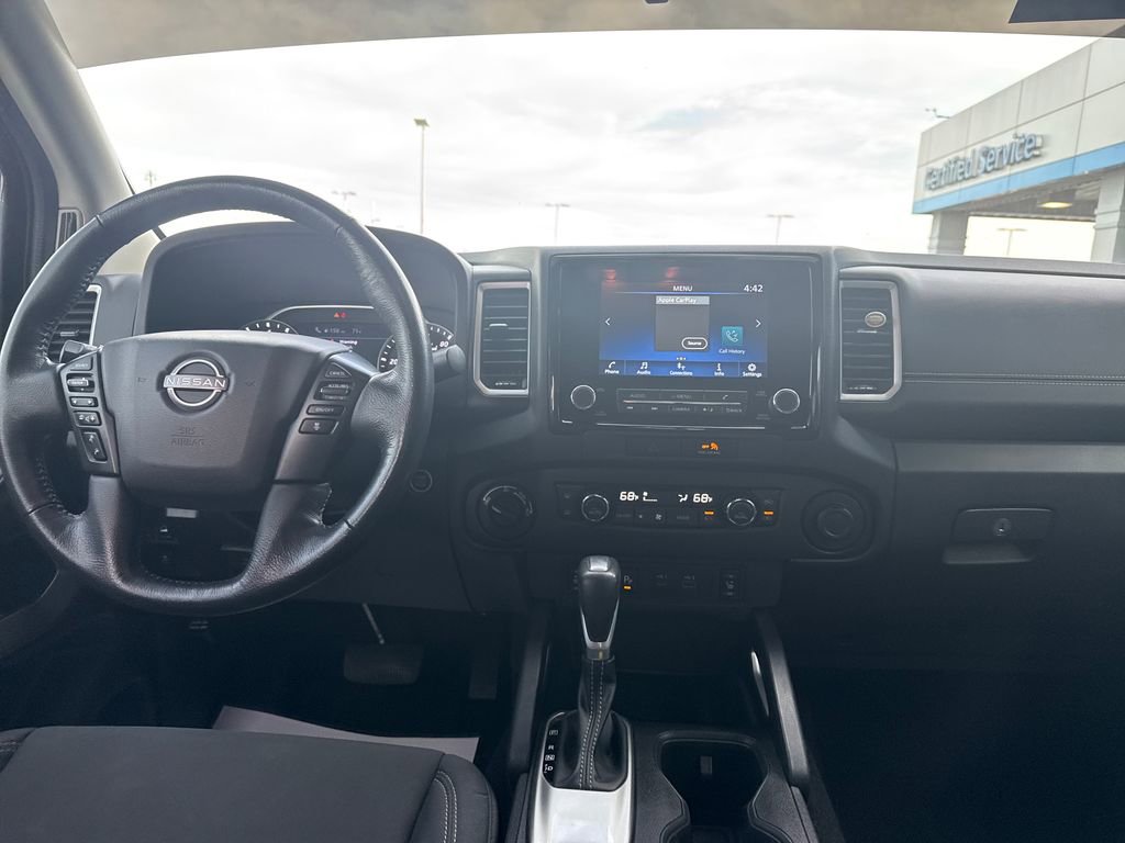 Used 2023 Nissan Frontier SV w/ SV Convenience Package AWD/4WD image 15