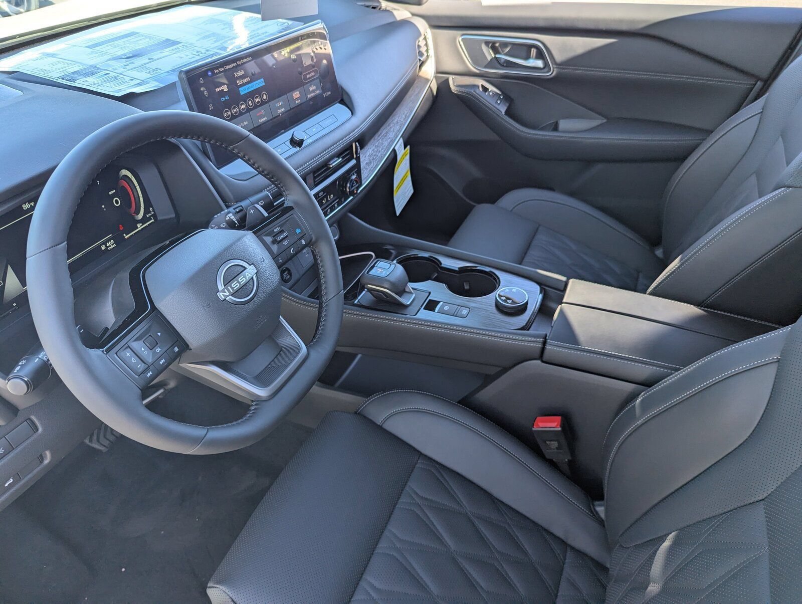 New 2026 Nissan Rogue Platinum w/ Platinum Premium Package AWD/4WD image 15