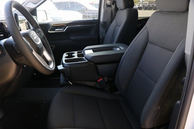 New 2026 GMC Sierra 1500 Elevation image 18