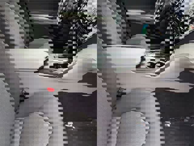 Used 2024 Toyota Camry LE image 22