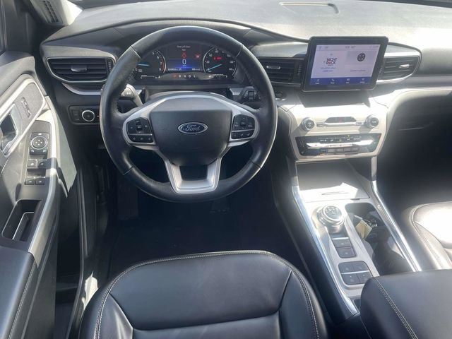 Used 2024 Ford Explorer XLT w/ Equipment Group 202A image 11