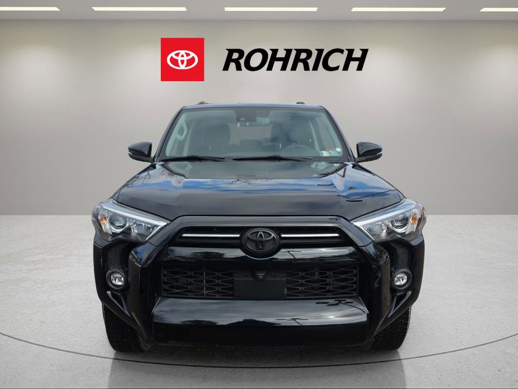 Used 2022 Toyota 4Runner SR5 Premium image 2