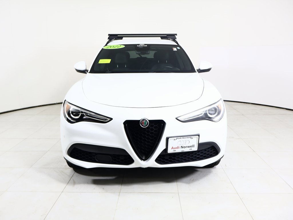 Used 2022 Alfa Romeo Stelvio Sprint image 9