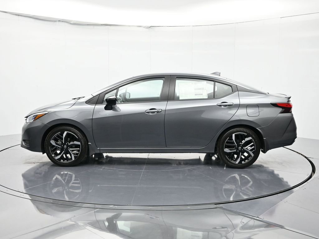 New 2025 Nissan Versa SR w/ Trunk Package FWD image 8