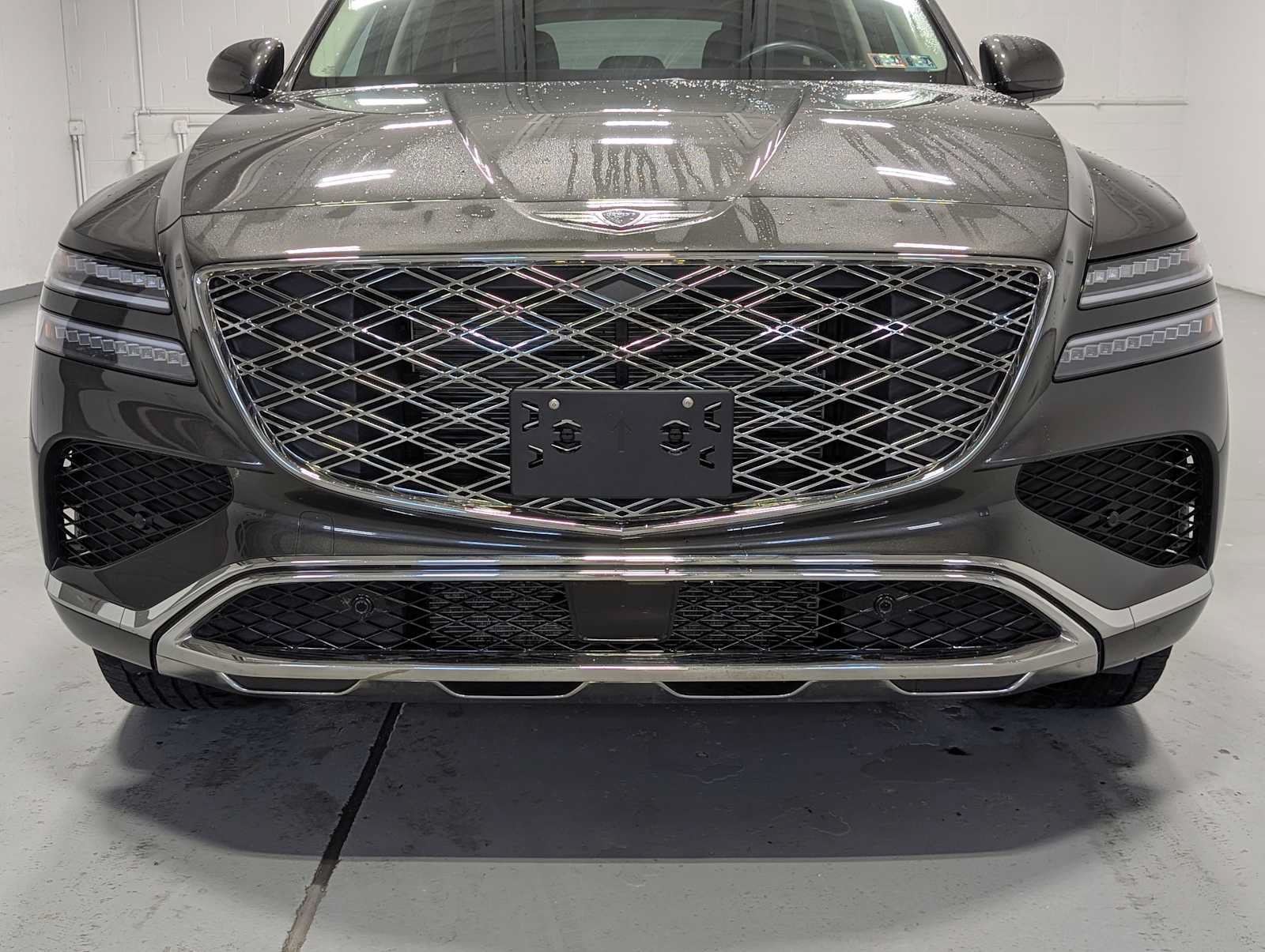 Used 2025 Genesis GV80 2.5T Standard AWD/4WD image 2