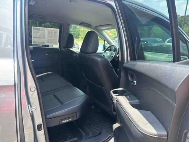 Used 2018 Honda Ridgeline RTL-T image 41