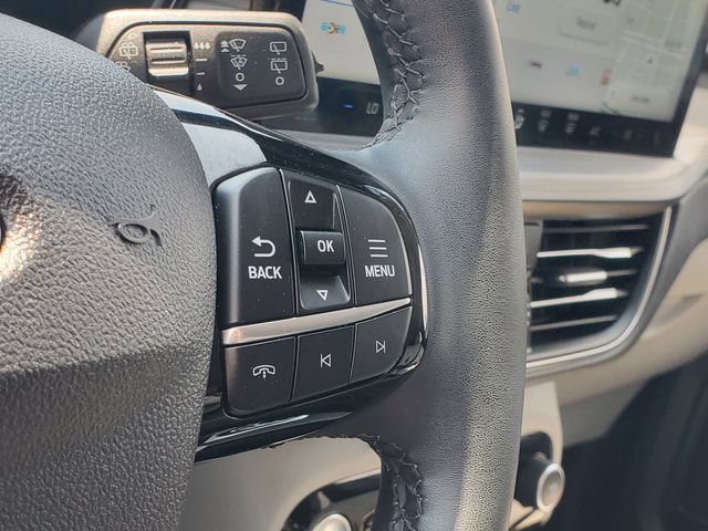 Certified 2023 Ford Escape Platinum FWD image 19