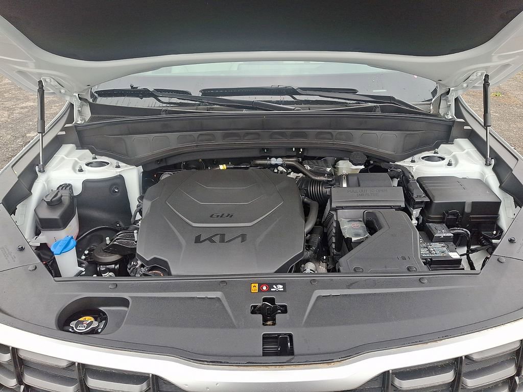 Certified 2025 Kia Telluride SX w/ SX Captain's Chair Package FWD image 29