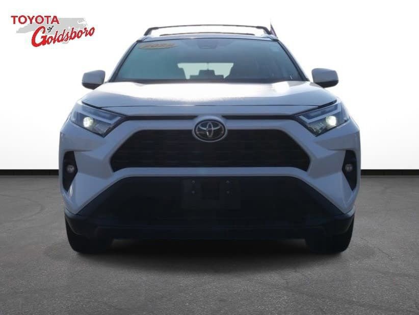 Used 2022 Toyota RAV4 XLE Premium image 2
