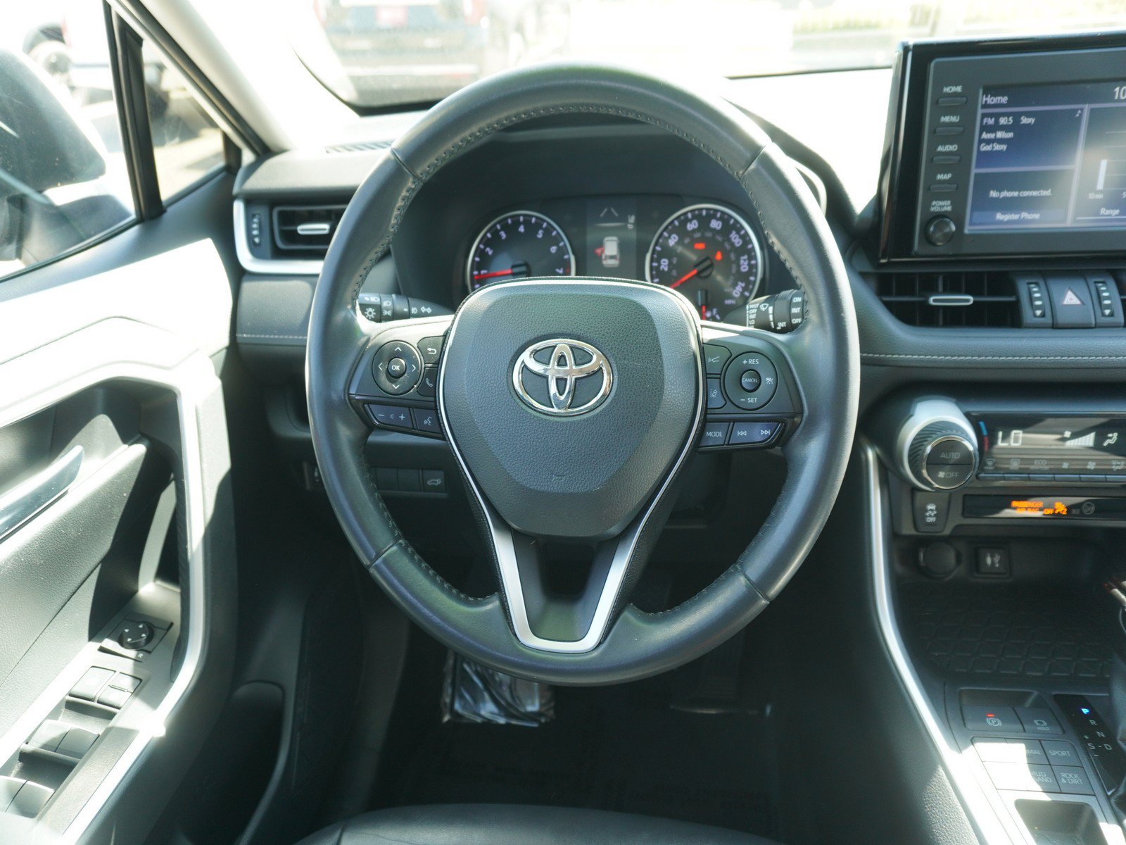 Used 2019 Toyota RAV4 XLE Premium w/ All Weather Liner Package AWD/4WD image 15