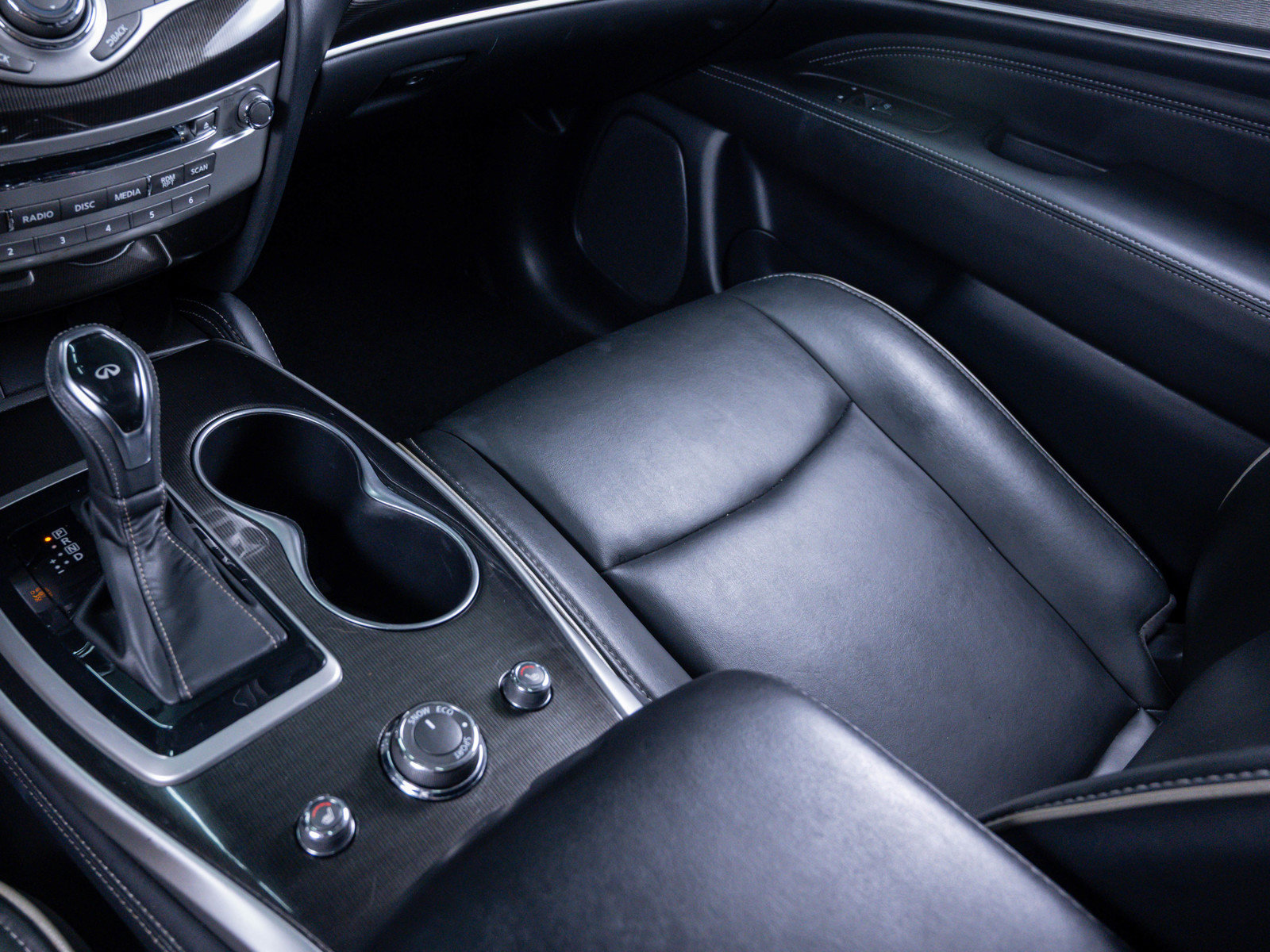 Used 2019 INFINITI QX60 Luxe image 29