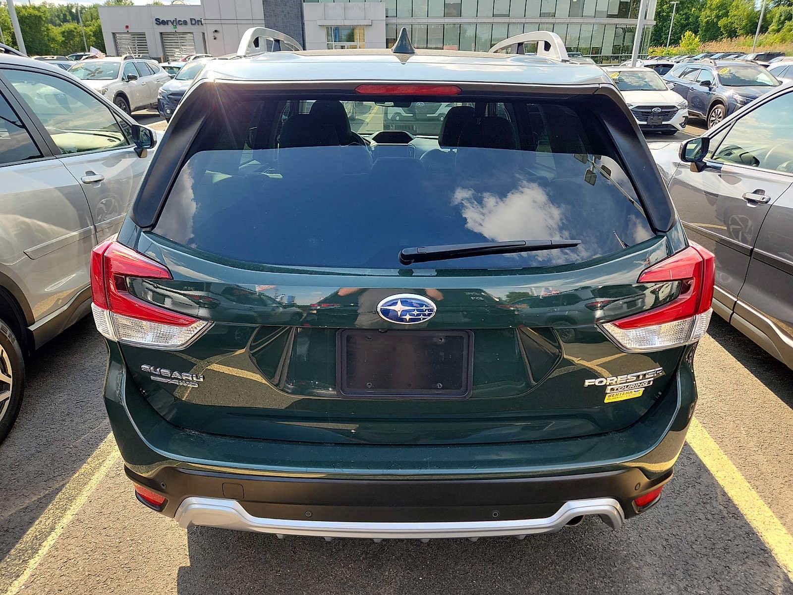 Used 2023 Subaru Forester Touring AWD/4WD image 5