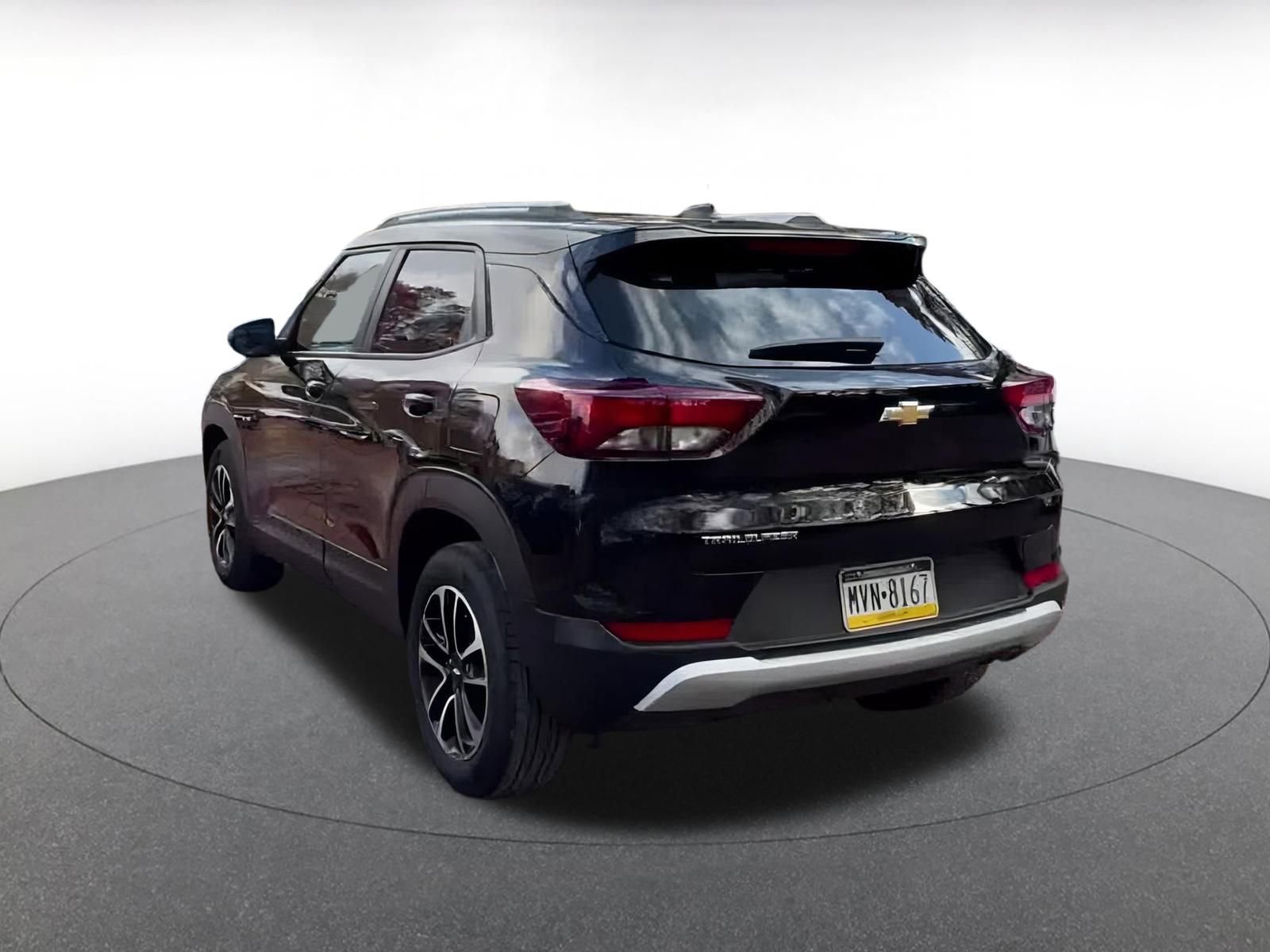 Used 2025 Chevrolet TrailBlazer LT image 11