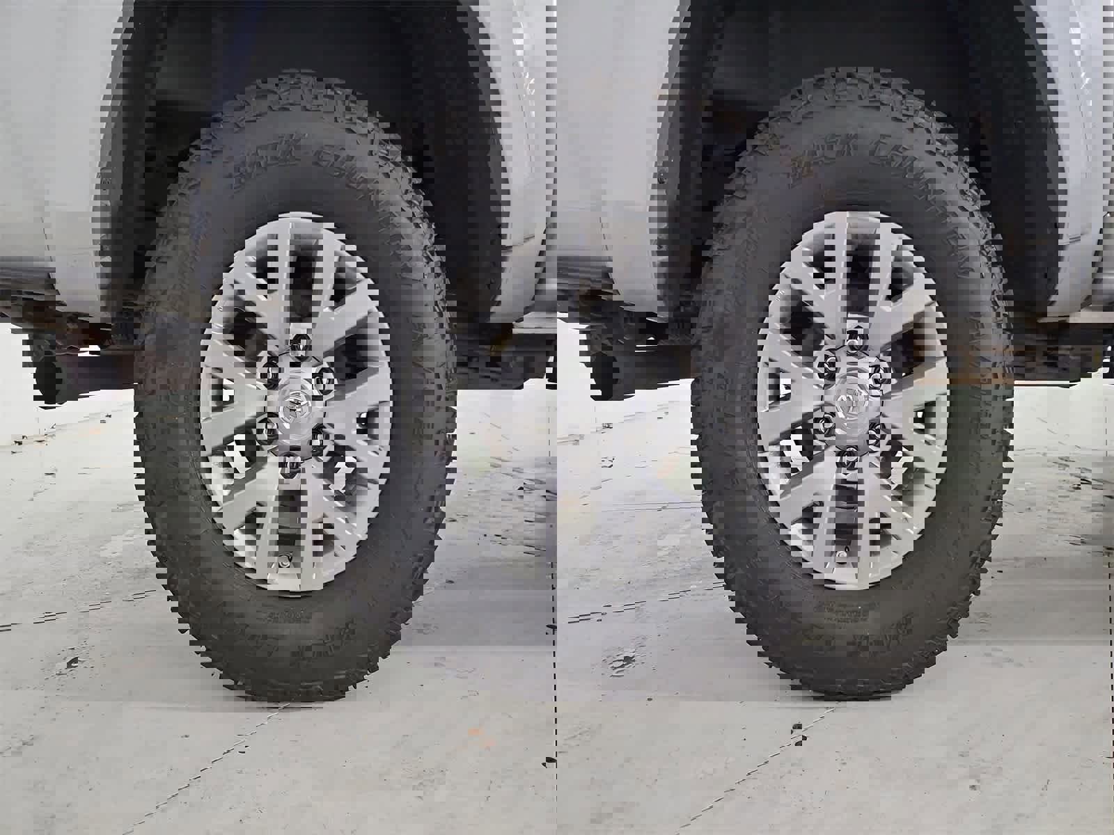 Used 2019 Toyota Tacoma SR5 image 13