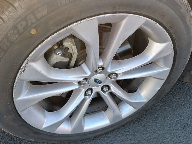 Used 2013 Ford Taurus SEL FWD image 22