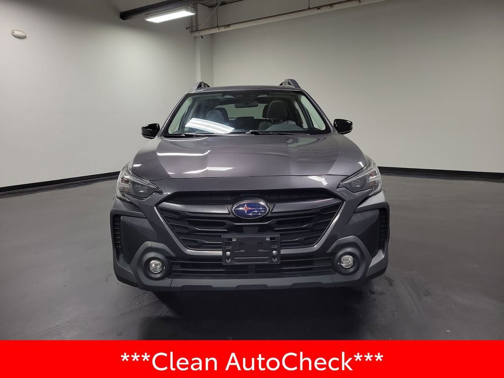 Used 2023 Subaru Outback Premium AWD/4WD image 3
