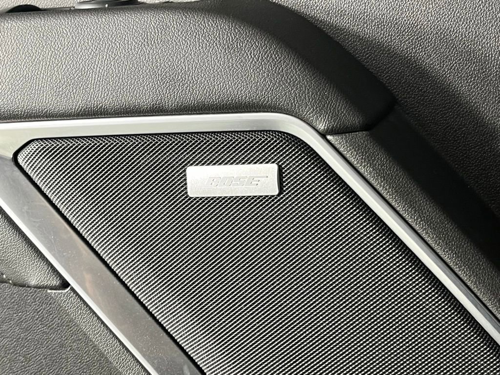 Used 2024 GMC Sierra 2500 SLT w/ SLT Premium Package image 15